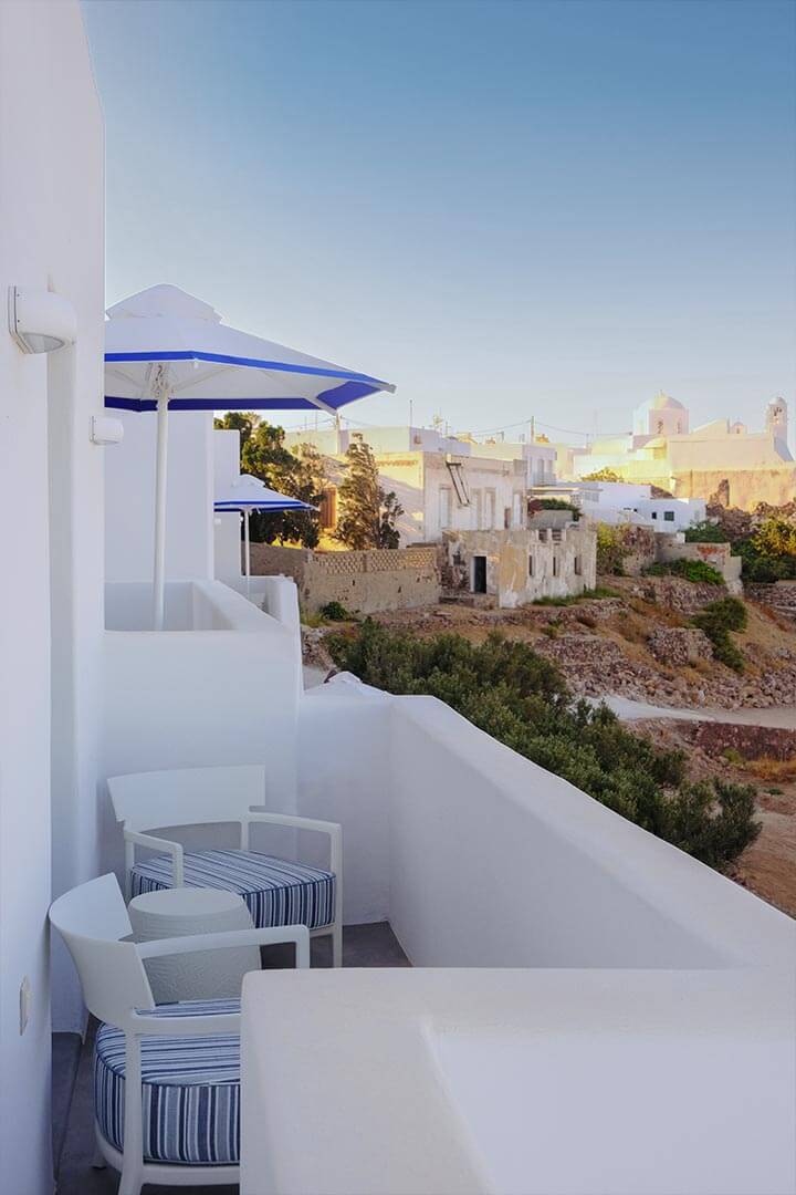 Antigone Suite in Milos | Patio view