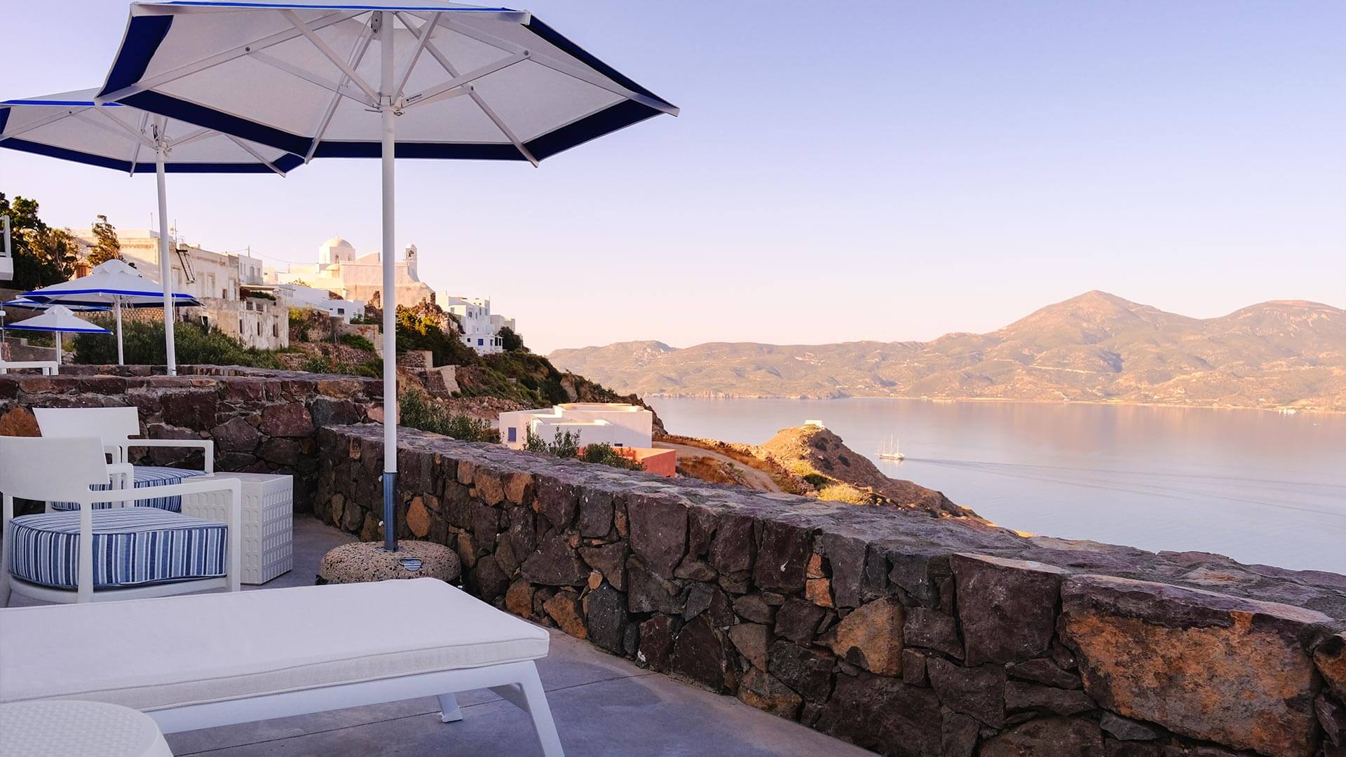 Antigone Suite in Milos | Patio view