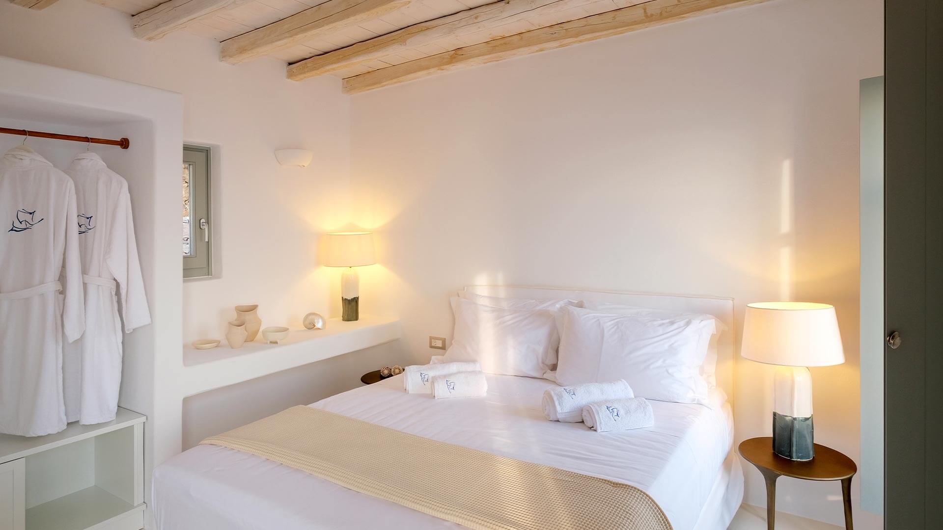 Aphrodite Suite in Milos | Bedroom