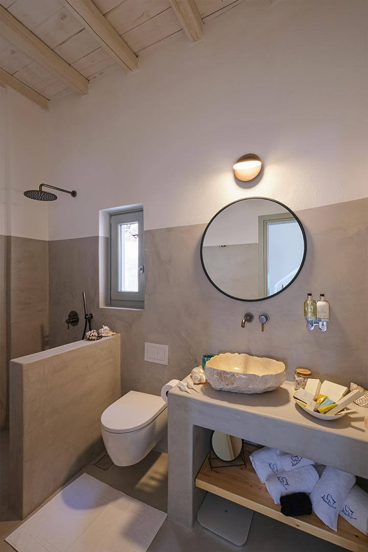 Apollo Suite in Milos | Bathroom