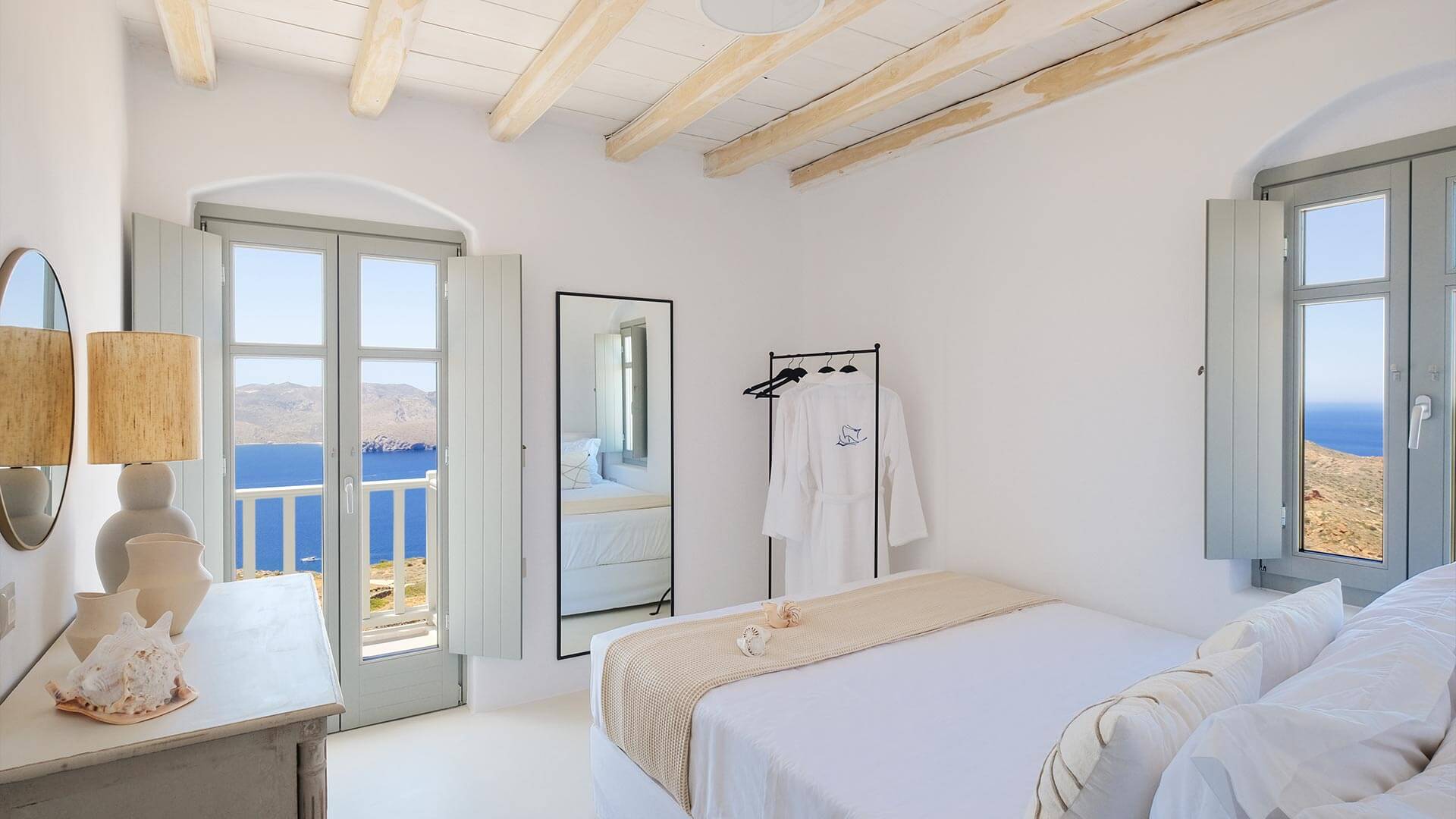 Athena Suite in Milos | Bedroom